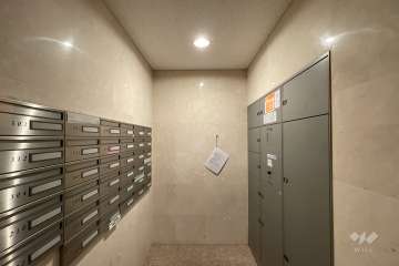 共用ポストと宅配ボックス　