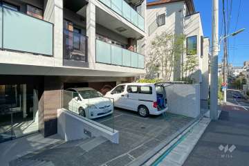 敷地内駐車場（屋外平面式）