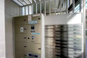 共用ポストと宅配ボックス　