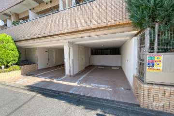 敷地内駐車場（屋内平面式）