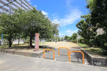 敷地南側にある『高松第2公園』