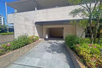 エントランスアプローチ