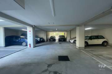 敷地内駐車場（屋内平面式）