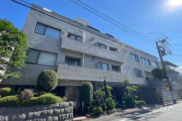 グローリーガーデンの外観（北西側から）