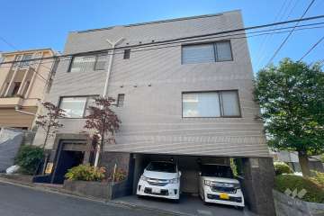 グローリーガーデンの外観（北側から）