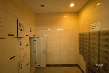 共用ポストと宅配ボックス