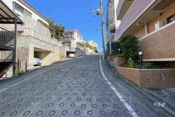 敷地北側の前面道路　