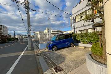 敷地内駐車場（屋外平面式）