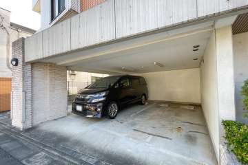 敷地内駐車場（屋内平面式）　