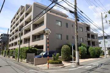 センチュリーハイツ西馬込の外観(南東側から)