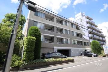 パークホームズ西馬込の外観(南東側から)