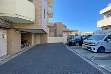 敷地内駐車場（屋外機械式）・駐輪場