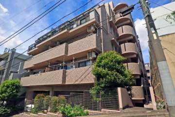 レクセルマンション西馬込の外観（南東側から）