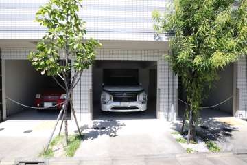 敷地内駐車場（屋内平面式）