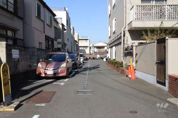 敷地内駐車場（屋外平面式）