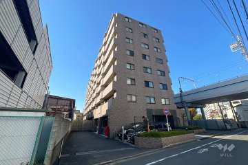 ルピナス多摩川の外観（北東側から）