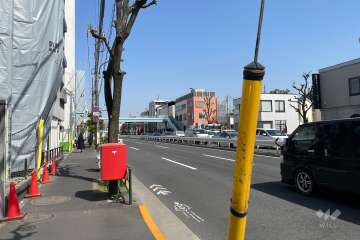 敷地北東側の前面道路　