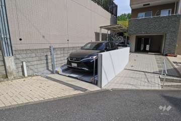 敷地内駐車場（屋外機械式）