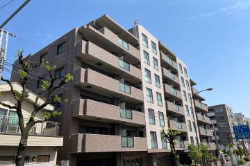 ベルメゾン田園調布一丁目の外観（南西側から）