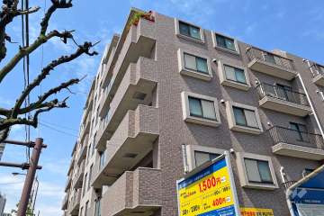 ベルメゾン田園調布一丁目の外観（南東側から)