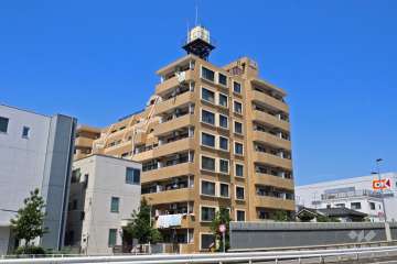 ライオンズマンション田園調布第２の外観(南東側から)