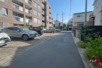 敷地南東側の前面道路　