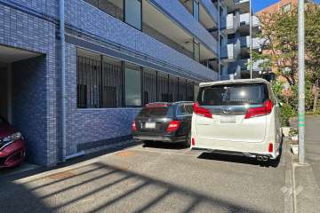 敷地内駐車場（屋外平面式）