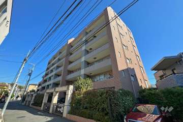 田園調布本町ガーデンハウスの外観（南西側から）