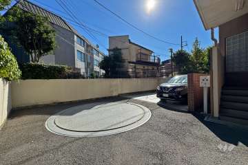 敷地内駐車場（屋外平面式）