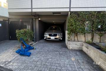 敷地内駐車場（屋内平面式）