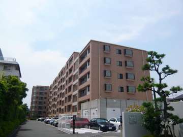 パークハイム夙川泉町の外観（北東側から）