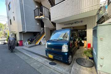 敷地内駐車場（屋外平面式）