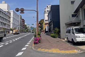 敷地北側は都道2号線（中原街道）に面しています。