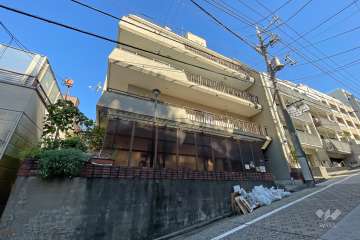 コーポベルツリーの外観（南西側から）