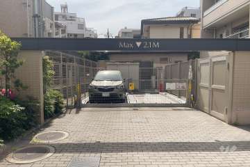 敷地内駐車場（屋外機械式）