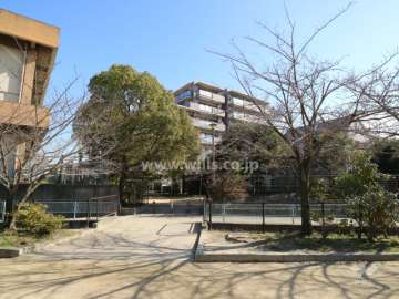 『そよかぜ大島公園』から見たステイツ西宮甲東園