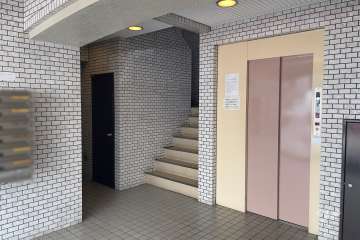 エントランスホール