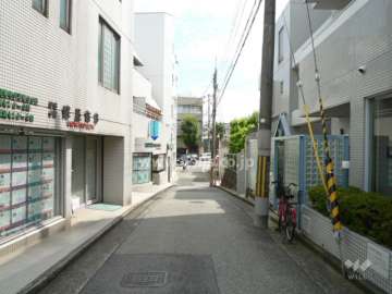 マンションの西側