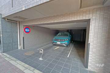敷地内駐車場（屋内平面式）