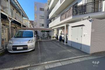 敷地内駐車場（屋外平面式）