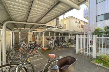 駐輪場（屋根付き）