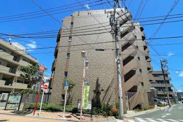 ブライズ多摩川TREの外観（西側から）