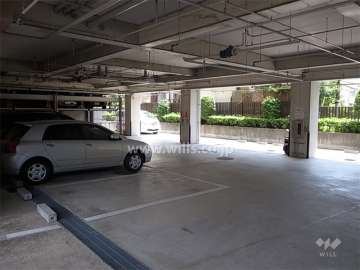 敷地内駐車場