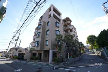 グランフェルティ夙川の外観（北東側から）