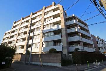 クレッセントウインドスクエアの外観（南側から）