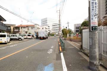 敷地の北側前面道路