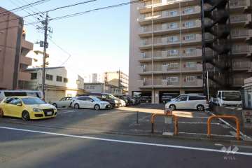敷地内駐車場（屋外平面式・屋内平面式）