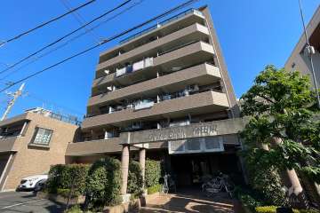 グランイーグル蒲田東の外観（南西側から）