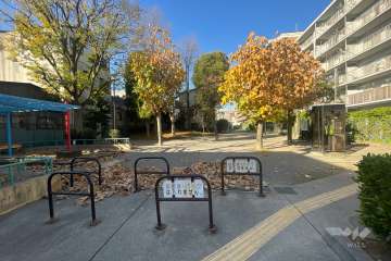 敷地に隣接した東糀谷一丁目公園