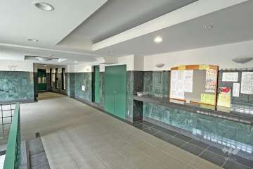 エントランスホール